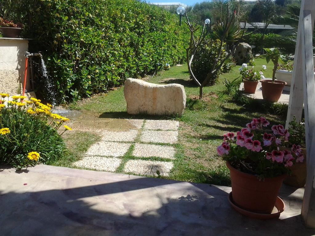 Kamarina Land Bed & Breakfast Santa Croce Camerina Exterior foto