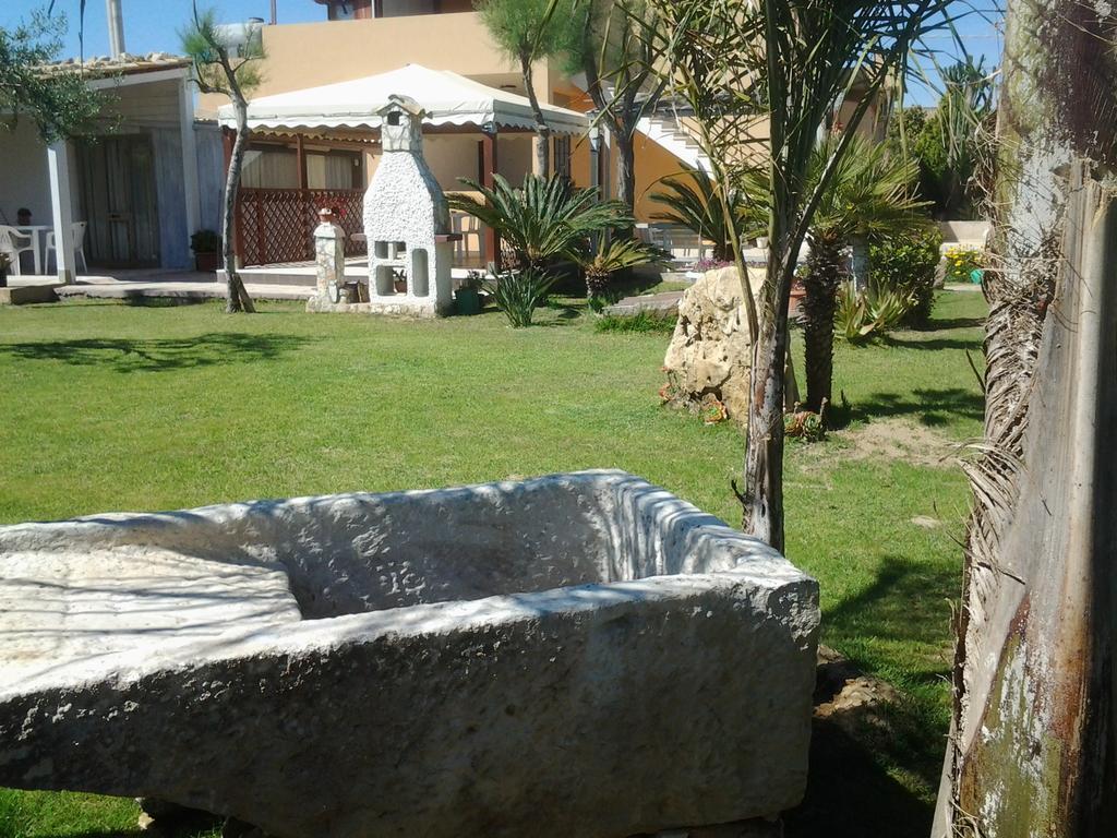 Kamarina Land Bed & Breakfast Santa Croce Camerina Exterior foto